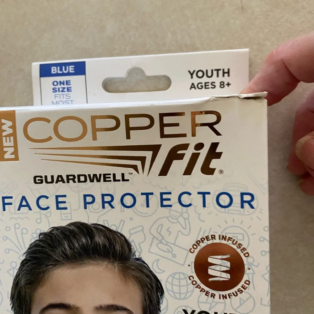 NWOT-Copper Fit Guardwell Face-Neck Protector Youth